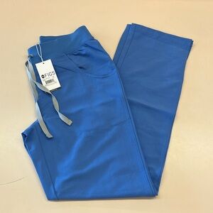 Figs Kate Cargo Scrub Pants XSize Small NWT